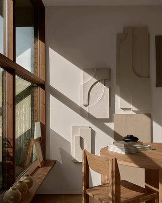 Serif Relief L